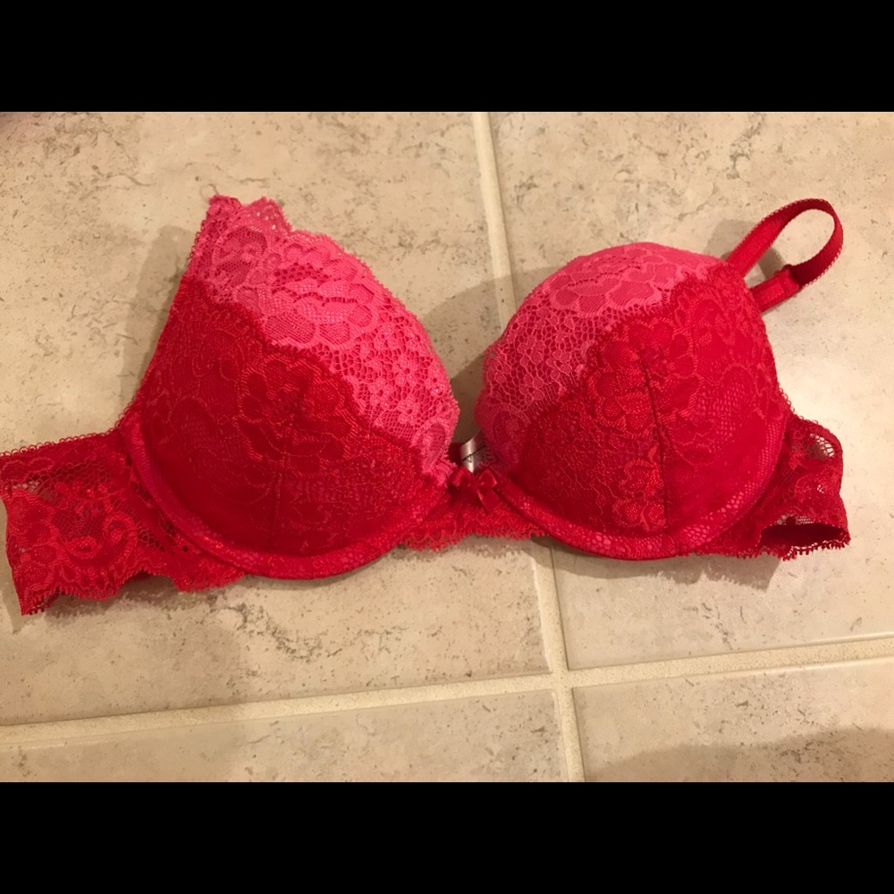 Victoria’s Secret Angels Drew plunge